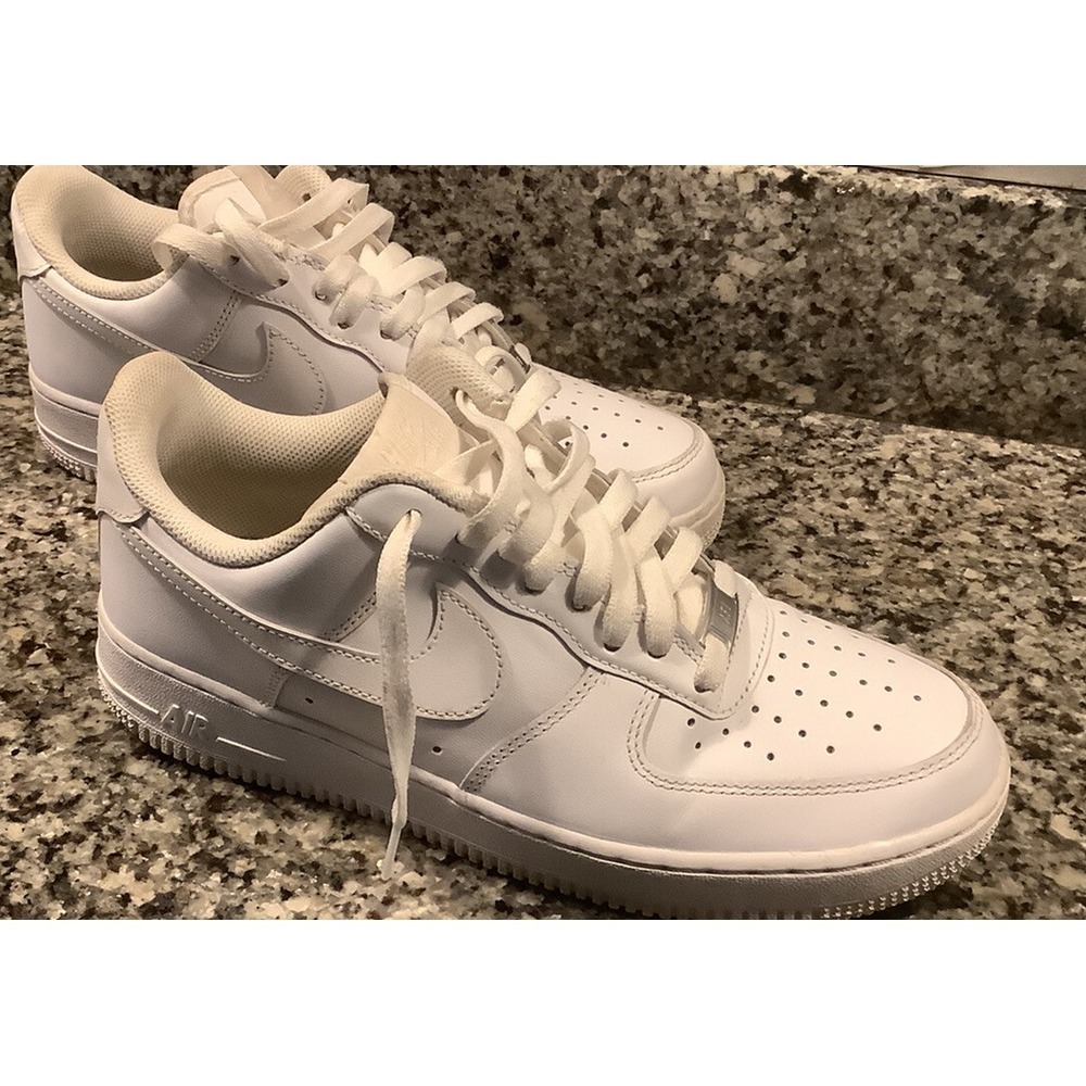 Size 8 - Nike Air Force 1 Low '07 White VNDS
